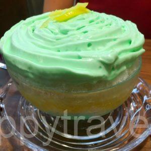 かき氷専門店みこやさんでかき氷を食べる