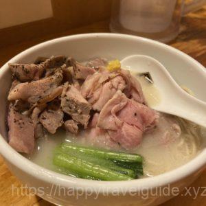 真鯛ラーメン麺魚で食べる