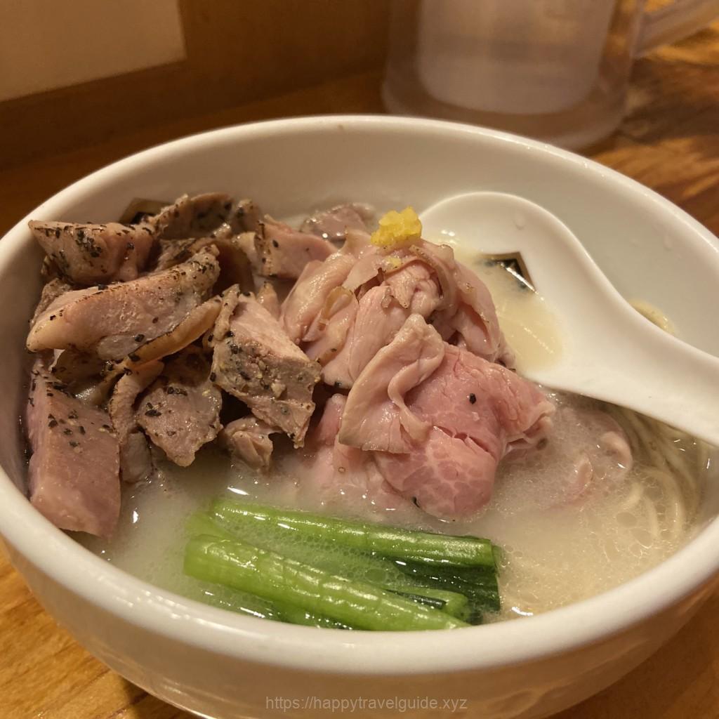 真鯛ラーメン麺魚で食べる